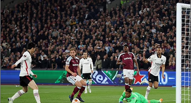 Thần may mắn ngoảnh mặt, West Ham thúc thủ trước đại diện của Đức - Bóng Đá