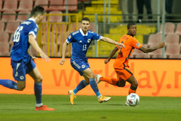 ảnh sau trận Bosnia vs Hà Lan - Bóng Đá
