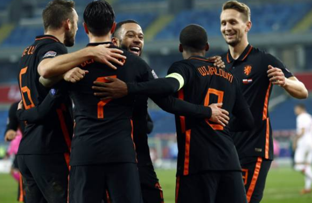 bài ảnh sau trận Hà Lan vs Ba Lan - Bóng Đá