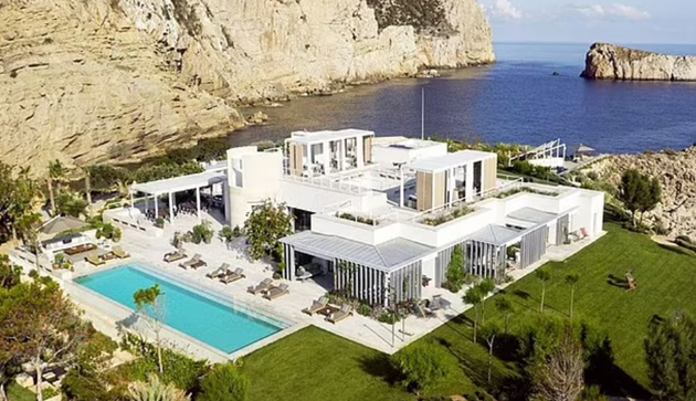 Chelsea stars take break during pre-season tour to head to Universal Studios - Bóng Đá