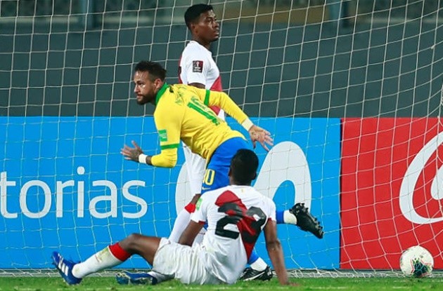 Ảnh sau trận Peru - Brazil - Bóng Đá