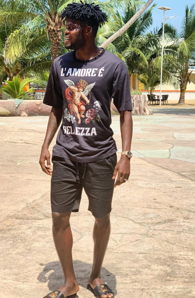 Arsenal new-boy Thomas Partey’s dad sold possessions to buy his son boots and get him a visa to chase football dream - Bóng Đá