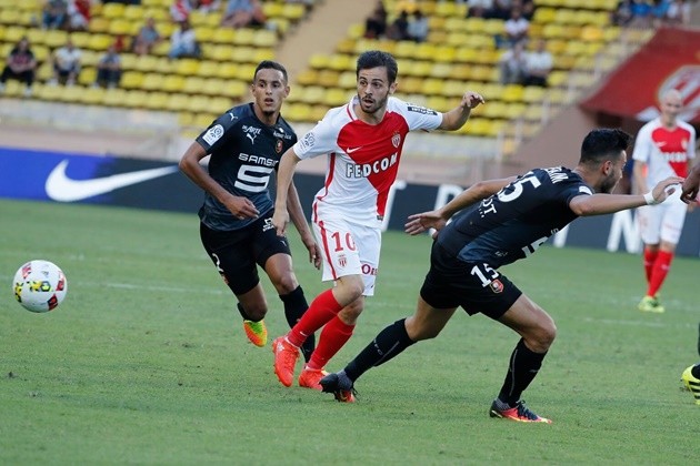 Saliba 'hủy diệt' đối thủ - Bóng Đá