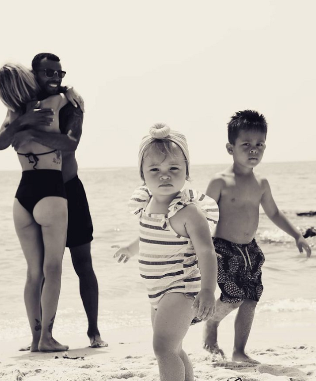 Sharon Canu, bóng hồng ngọt ngào giỏi trói chân Ashley Cole - Bóng Đá