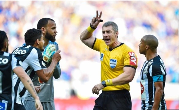 Torres gây choáng với hình ảnh mới nhất - Bóng Đá