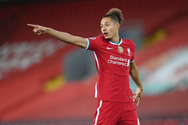 Rhys Williams thay thế Van Dijk - Bóng Đá