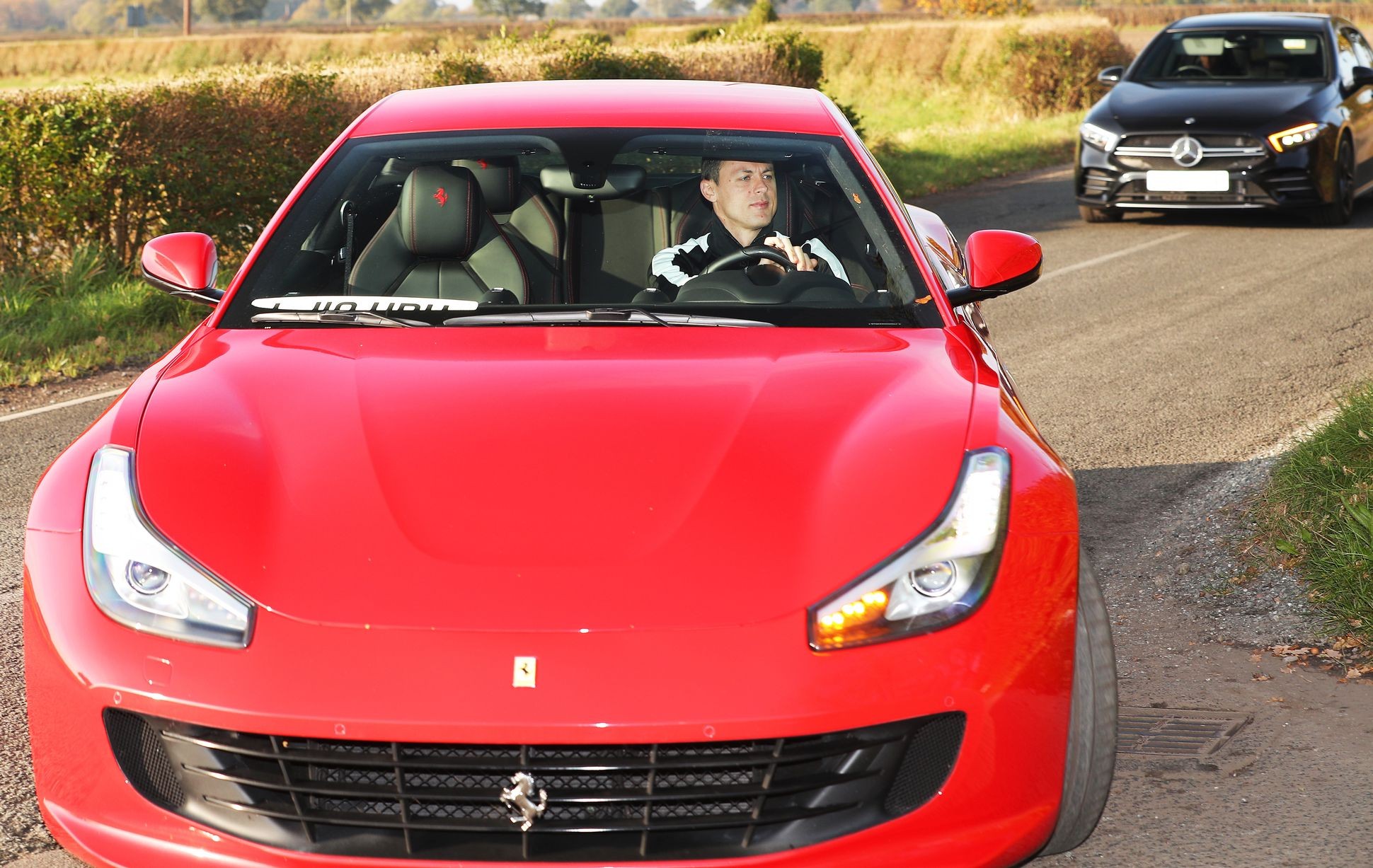 Manchester United players arrive for training after Chelsea win - Bóng Đá