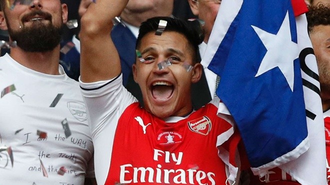 Arsenal Team of the Decade: Van Persie in, Aubameyang out - Bóng Đá