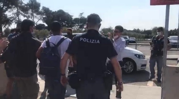 5 bản hợp đồng được kỳ vọng hoàn thành trước 5/10 - Bóng Đá