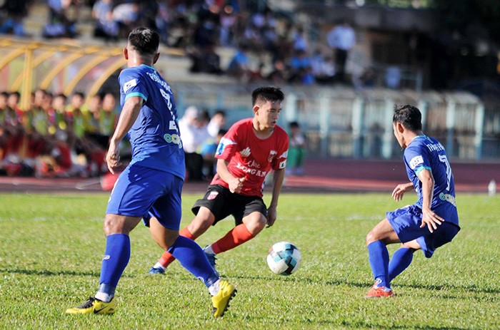Thắng tối thiểu Đồng Tháp, Long An giành vé ở lại giải Hạng Nhất - Bóng Đá