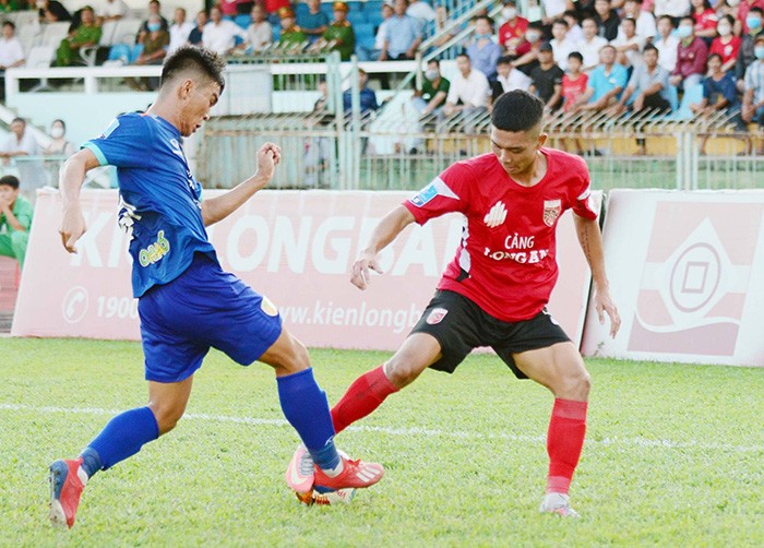 Thắng tối thiểu Đồng Tháp, Long An giành vé ở lại giải Hạng Nhất - Bóng Đá