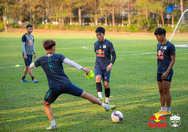 HAGL tự tin, chuẩn bị chu đáo cho trận tiếp đón CLB Hà Nội - Bóng Đá