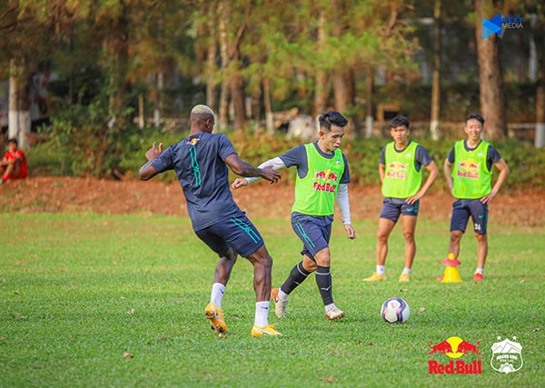 HAGL tự tin, chuẩn bị chu đáo cho trận tiếp đón CLB Hà Nội - Bóng Đá