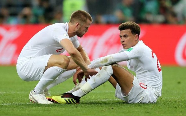 Lingard, Rashford và 9 đôi bạn thân 