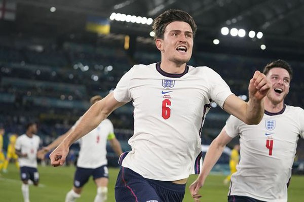 Thống kê cho thấy sao Man Utd mới là cầu thủ xuất sắc nhất EURO - Bóng Đá