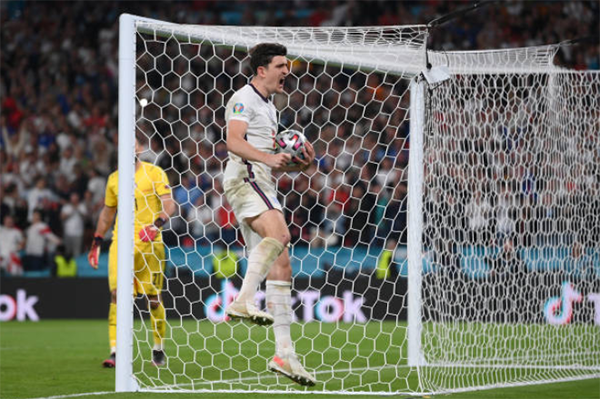 Thống kê cho thấy sao Man Utd mới là cầu thủ xuất sắc nhất EURO - Bóng Đá