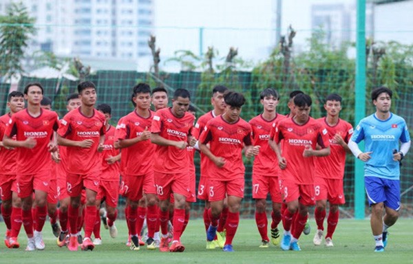 CHÍNH THỨC: HLV Park Hang-seo công bố 24 cầu thủ triệu tập lên U22 Việt Nam - Bóng Đá