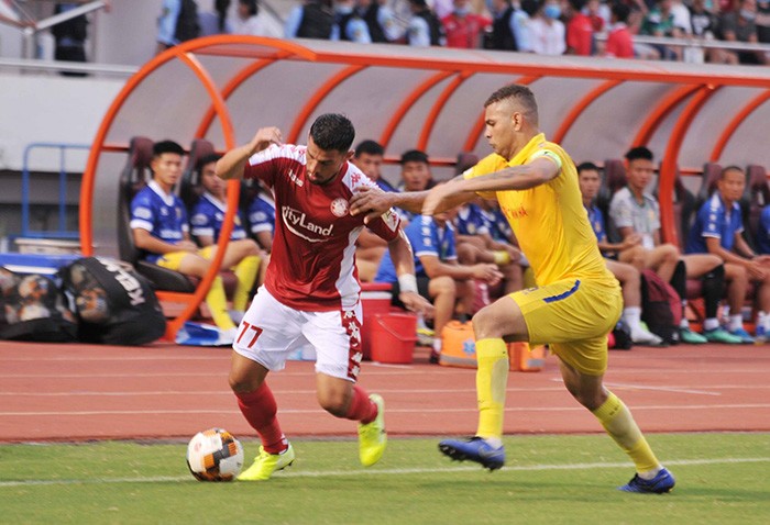 Công Phượng lập cú đúp, CLB TP.HCM thắng hủy diệt DNH Nam Định - Bóng Đá
