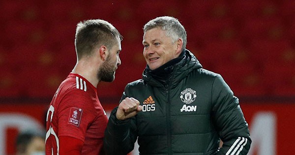 Thắng Burnley, Man Utd đã tìm ra một 