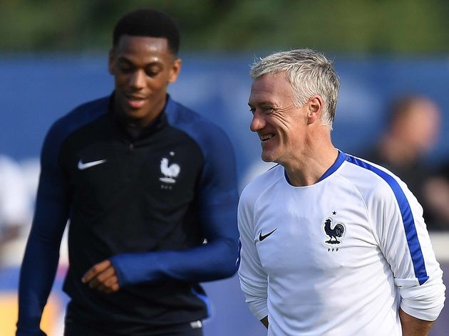 HLV ĐT Pháp nói thẳng về màn trình diễn của Anthony Martial tại Man Utd - Bóng Đá