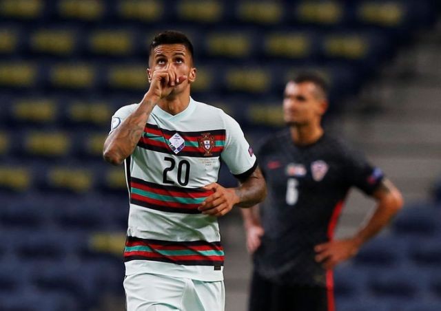 Vắng Ronaldo, Fernandes bùng nổ giúp Bồ Đào Nha hủy diệt Á quân World Cup - Bóng Đá