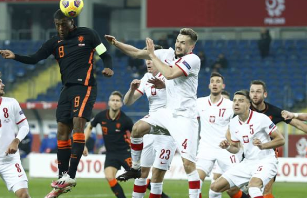 bài ảnh sau trận Hà Lan vs Ba Lan - Bóng Đá