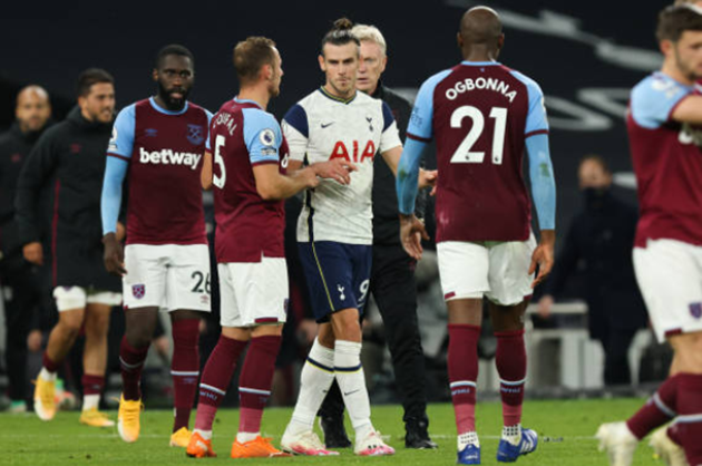 Ảnh Bale ra sân trước West Ham United - Bóng Đá