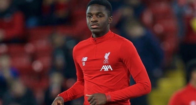 Bayern “rơi rụng” ở hàng thủ, đây là thời cơ cho “ngọc quý” 19 tuổi bước ra ánh sáng - Bóng Đá