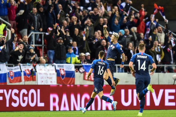 Leno xuất sắc trước Liverpool - Bóng Đá