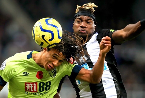 Những khoảnh khắc ấn tượng nhất vòng 12 - Bóng Đá