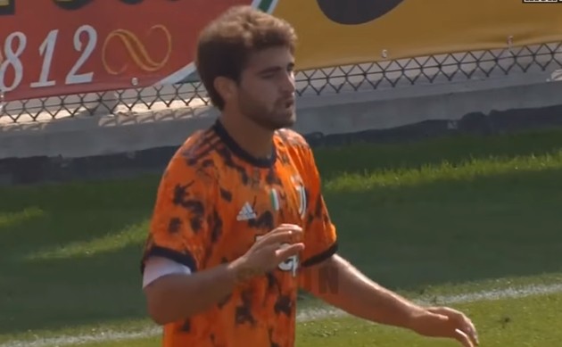 Ronaldo khai hỏa, Juve thắng đậm Novara - Bóng Đá