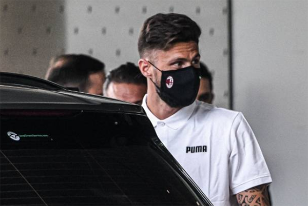 Giroud đến Milan - Bóng Đá