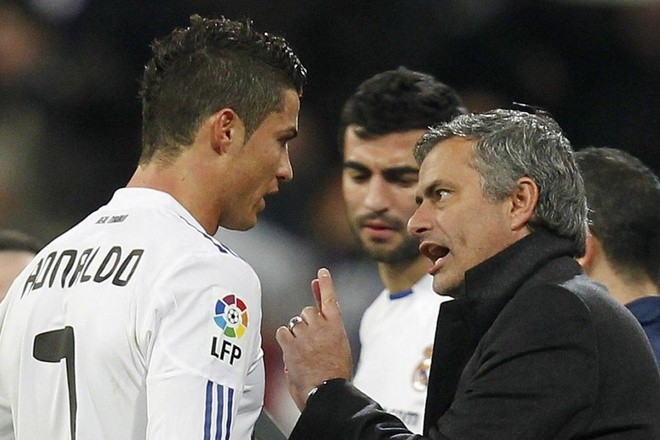Đội hình hay nhất do Jose Mourinho dẫn dắt - Bóng Đá