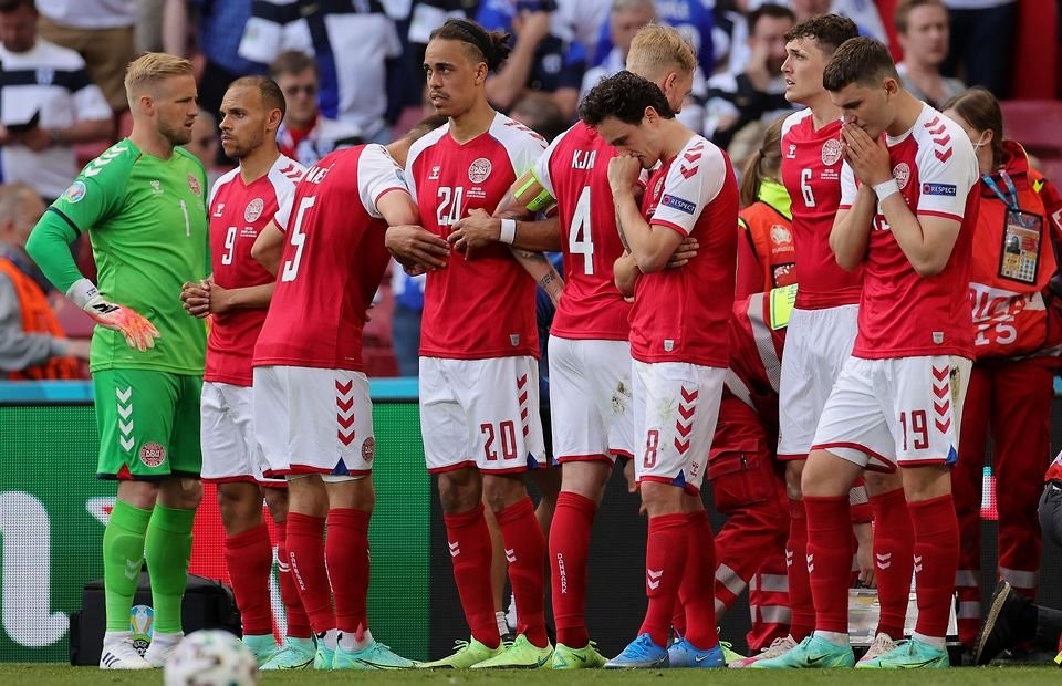 Peter Schmeichel: UEFA treated Denmark 3-0 loss if not resume the match - Bóng Đá