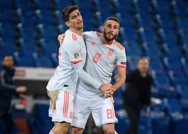 'Hoa nở muộn' La Liga vụt sáng, Tây Ban Nha thoát thua phút cuối - Bóng Đá