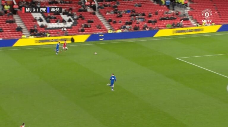 Solo ghi bàn từ sân nhà, một phiên bản Bale tốc độ xuất hiện ở Man Utd - Bóng Đá