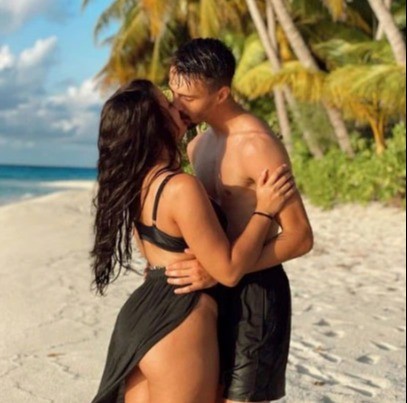 Bạn gái nóng bỏng của tân binh chuẩn bị gia nhập Arsenal - Bóng Đá