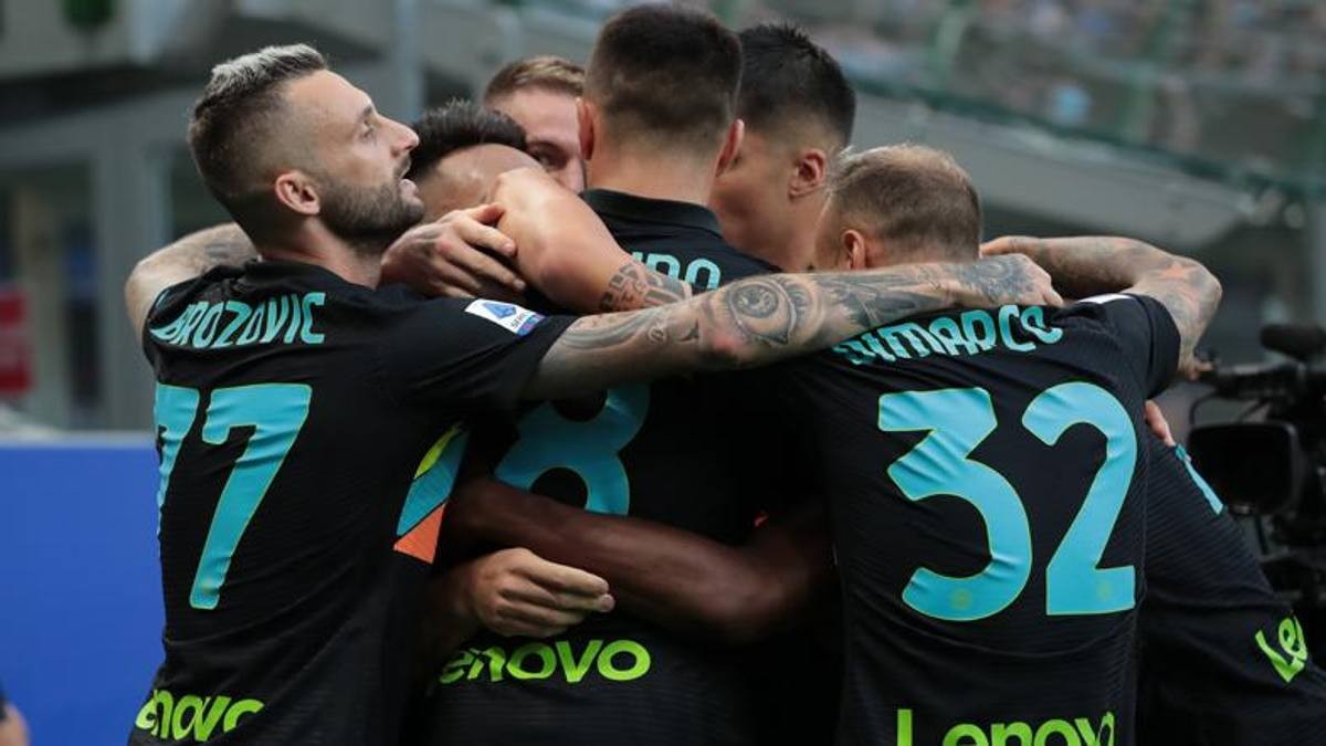 Đội hình tiêu biểu vòng 4 Serie A: Hàng thủ Napoli, cặp sen đầm Inter  - Bóng Đá
