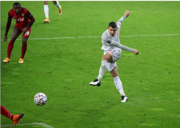 Đội hình tiêu biểu vòng 3 Champions League - Bóng Đá