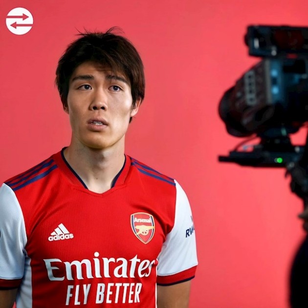 Campbell delivers honest verdict when asked about new Arsenal star Tomiyasu - Bóng Đá