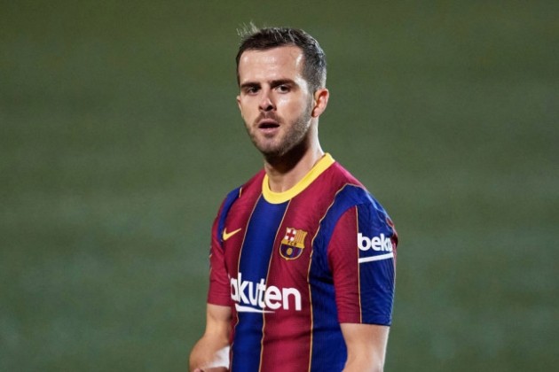 Arsenal begin talks to sign Miralem Pjanic ahead of Chelsea and Tottenham - Bóng Đá