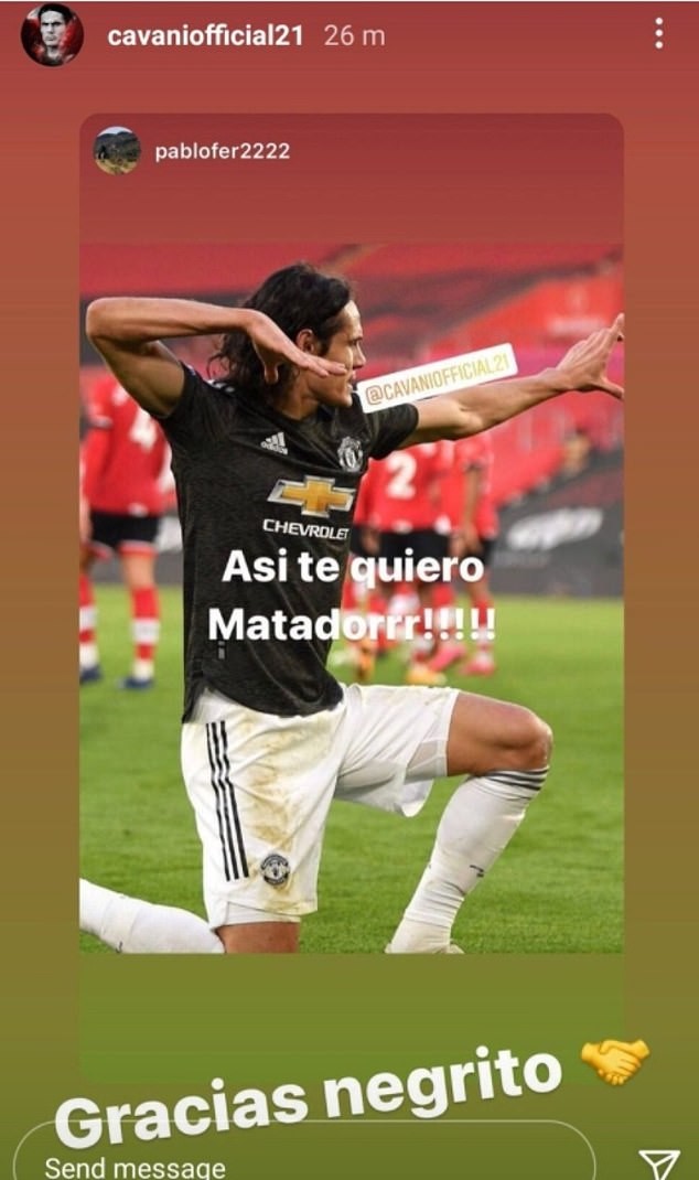 FA investigate Cavani's post - Bóng Đá