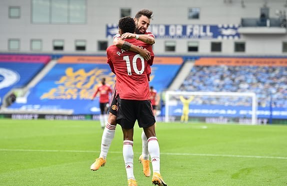 Bruno Fernandes crying after Rashford's goal and after scoring - Bóng Đá