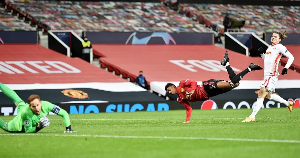 Phô diễn sức mạnh đáng sợ, Man Utd hủy diệt Leipzig không thương tiếc - Bóng Đá