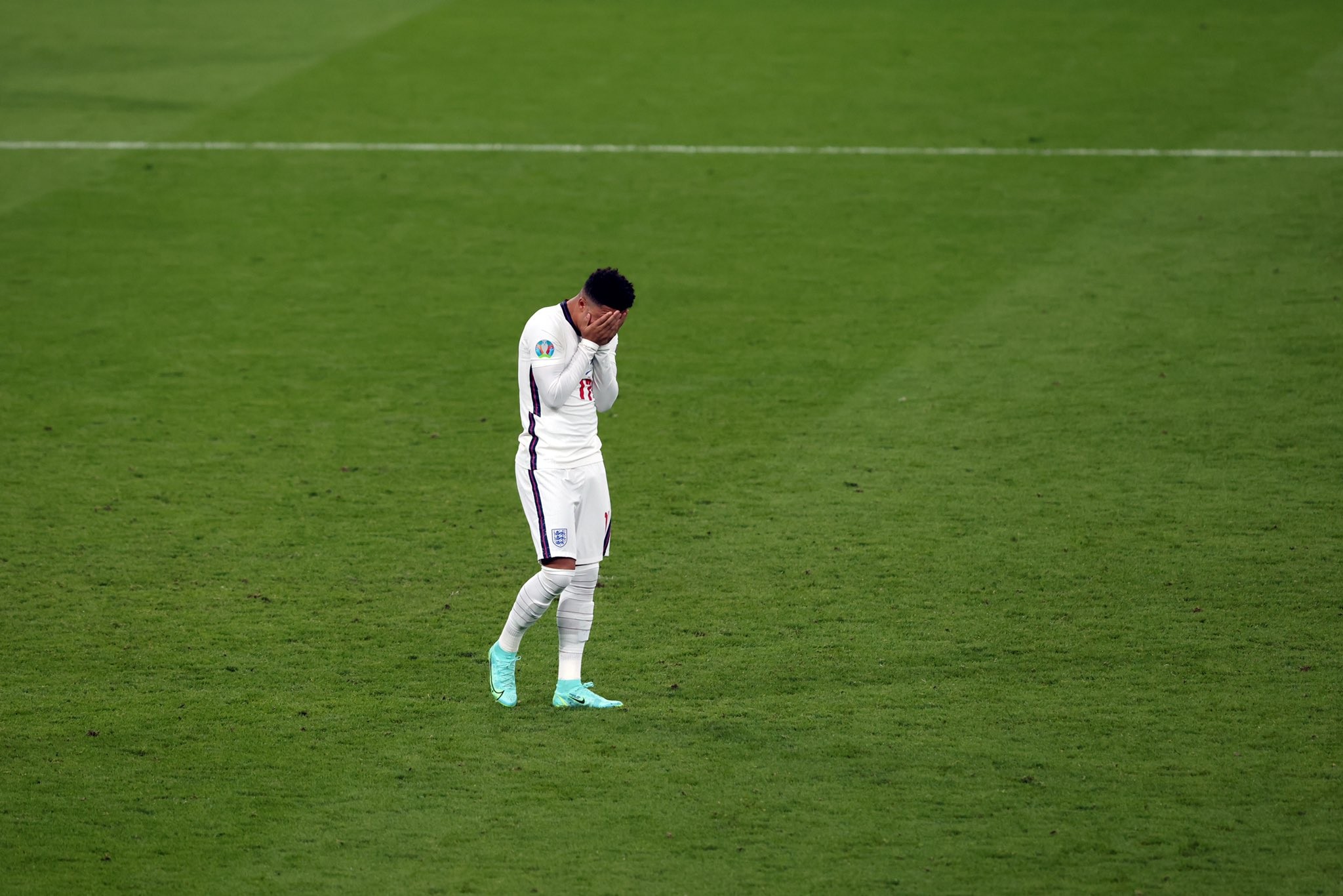 Tới lượt Sancho viết tâm thư sau sự cố ở EURO 2020 - Bóng Đá