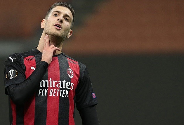 Rời M.U, Diogo Dalot tiếp tục 