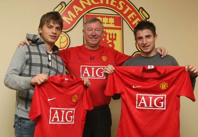 5 sao Serbia 'bén duyên' với Man Utd: 'Đá tảng' huyền thoại, 'Nỗi ân hận' 80 triệu - Bóng Đá