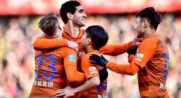 Giovanni van Bronckhorst is leaving China after just a year - Bóng Đá