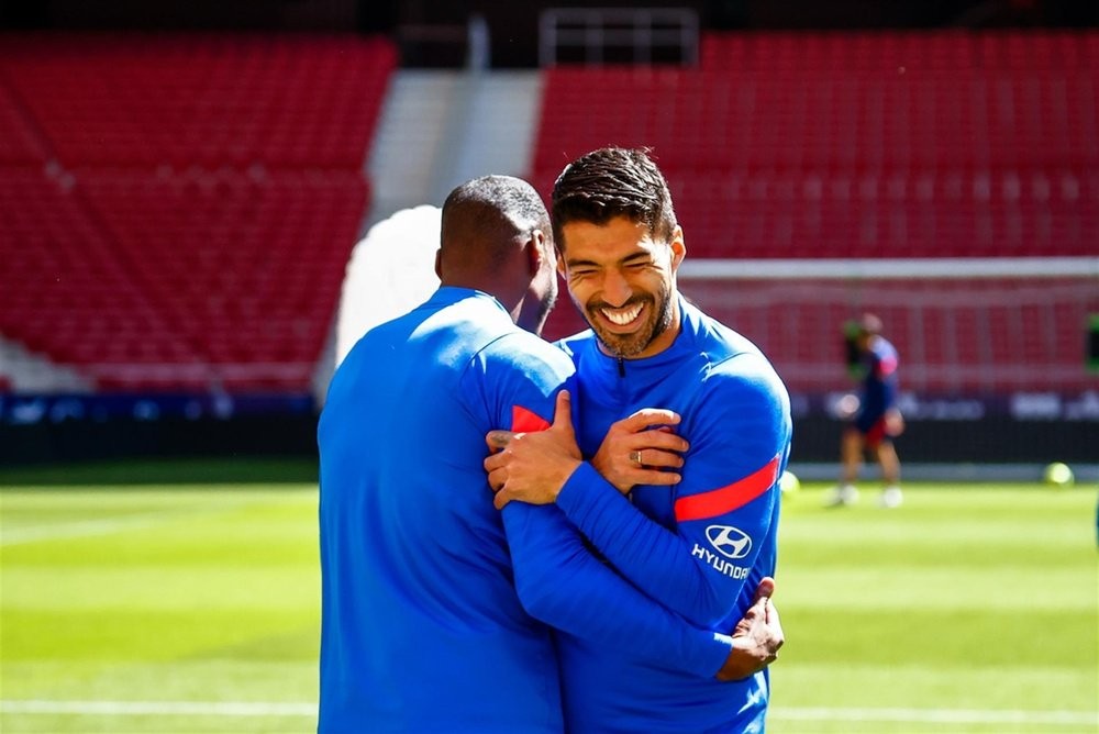 Atletico confirmed: Luis Suarez leaves the club - Bóng Đá