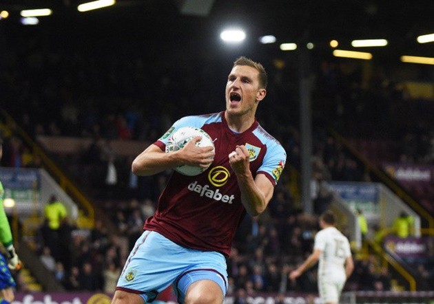 Chris Wood signs new Burnley contract running to 2023 - Bóng Đá
